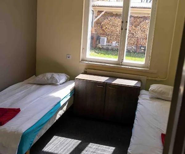 Sadama & Caravan Хостел